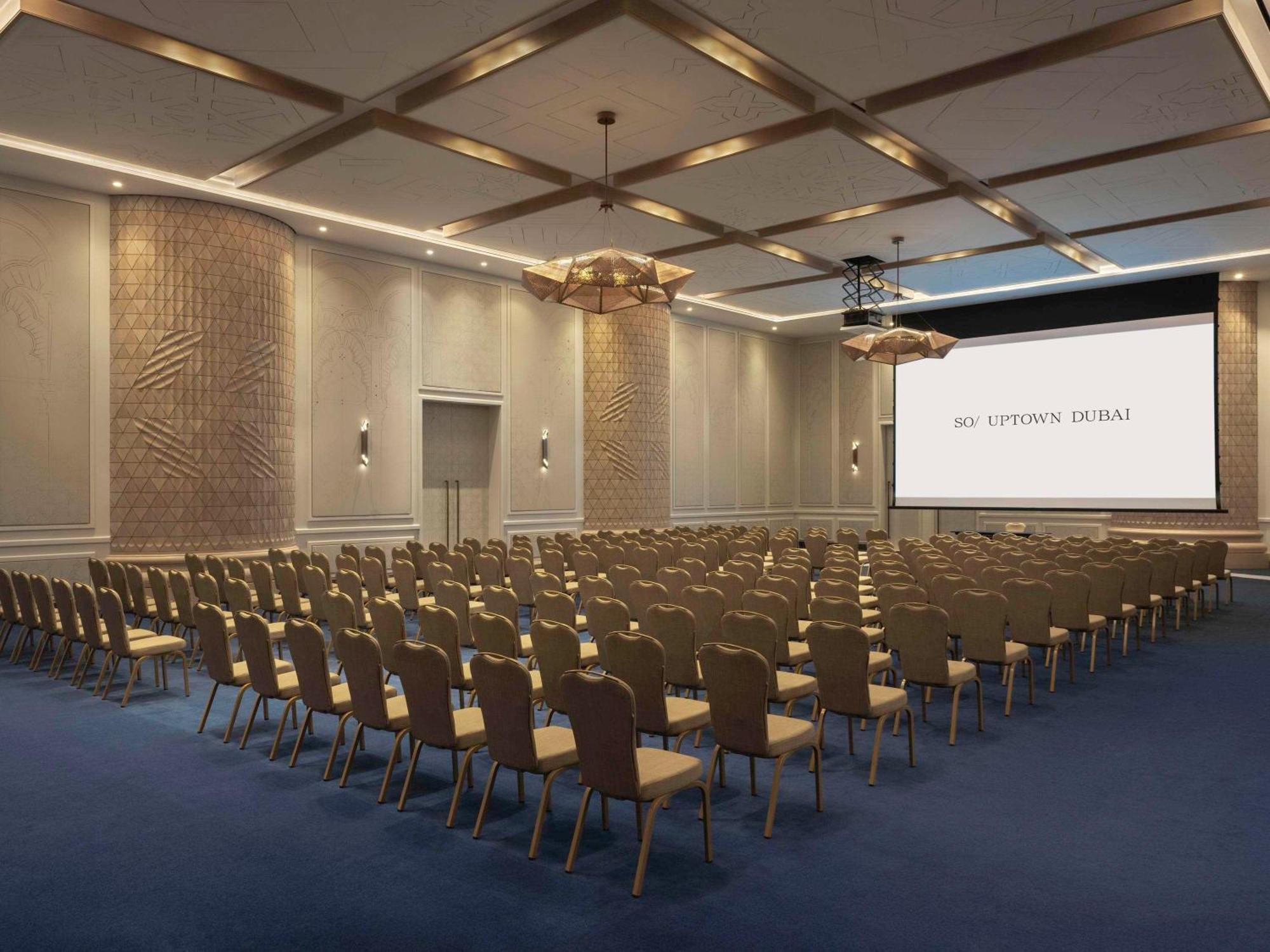 So/ Uptown Dubai Hotel Buitenkant foto The ballroom at the Sheraton Vistana Resort