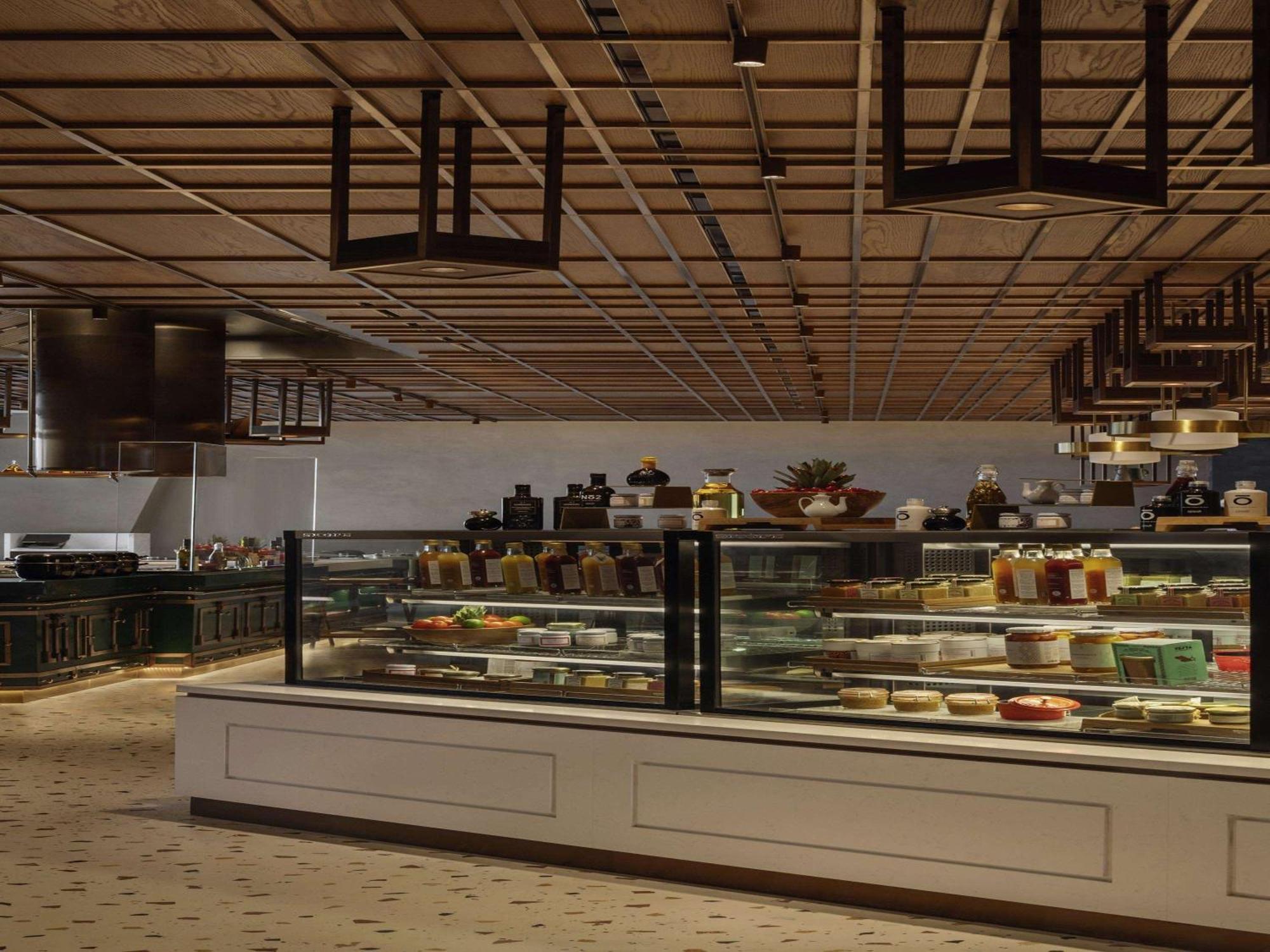 So/ Uptown Dubai Hotel Buitenkant foto The interior of the restaurant