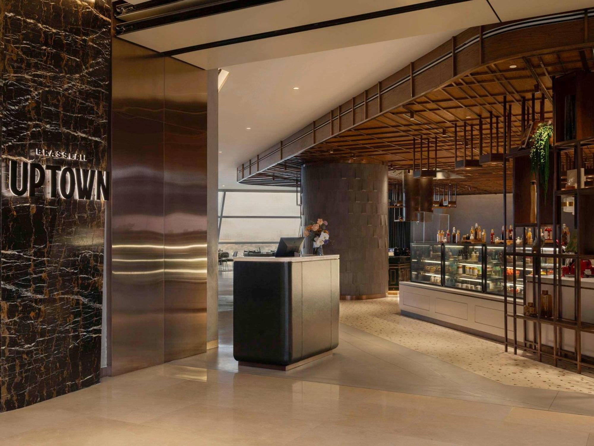 So/ Uptown Dubai Hotel Buitenkant foto Uptown Bar